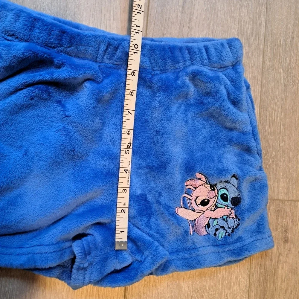 NWT Disney Stitch & Angel Womens Embroidered Fleece Fuzzy Shorts Small